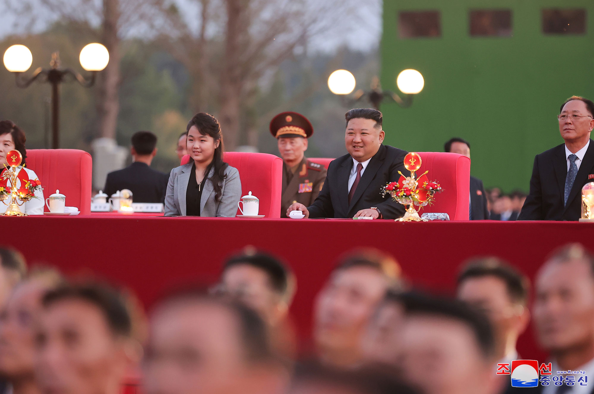 <nobr>조선로동당</nobr>창건 79돐 경축공연 성대히 진행