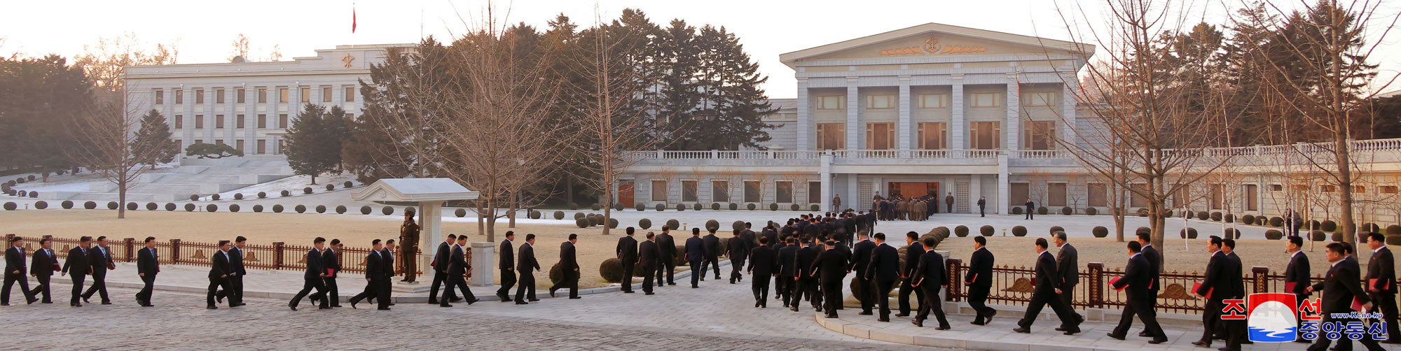 Meldung über die 11. erweiterte Plenartagung des ZK der Partei der Arbeit Koreas in der VIII. Wahlperiode