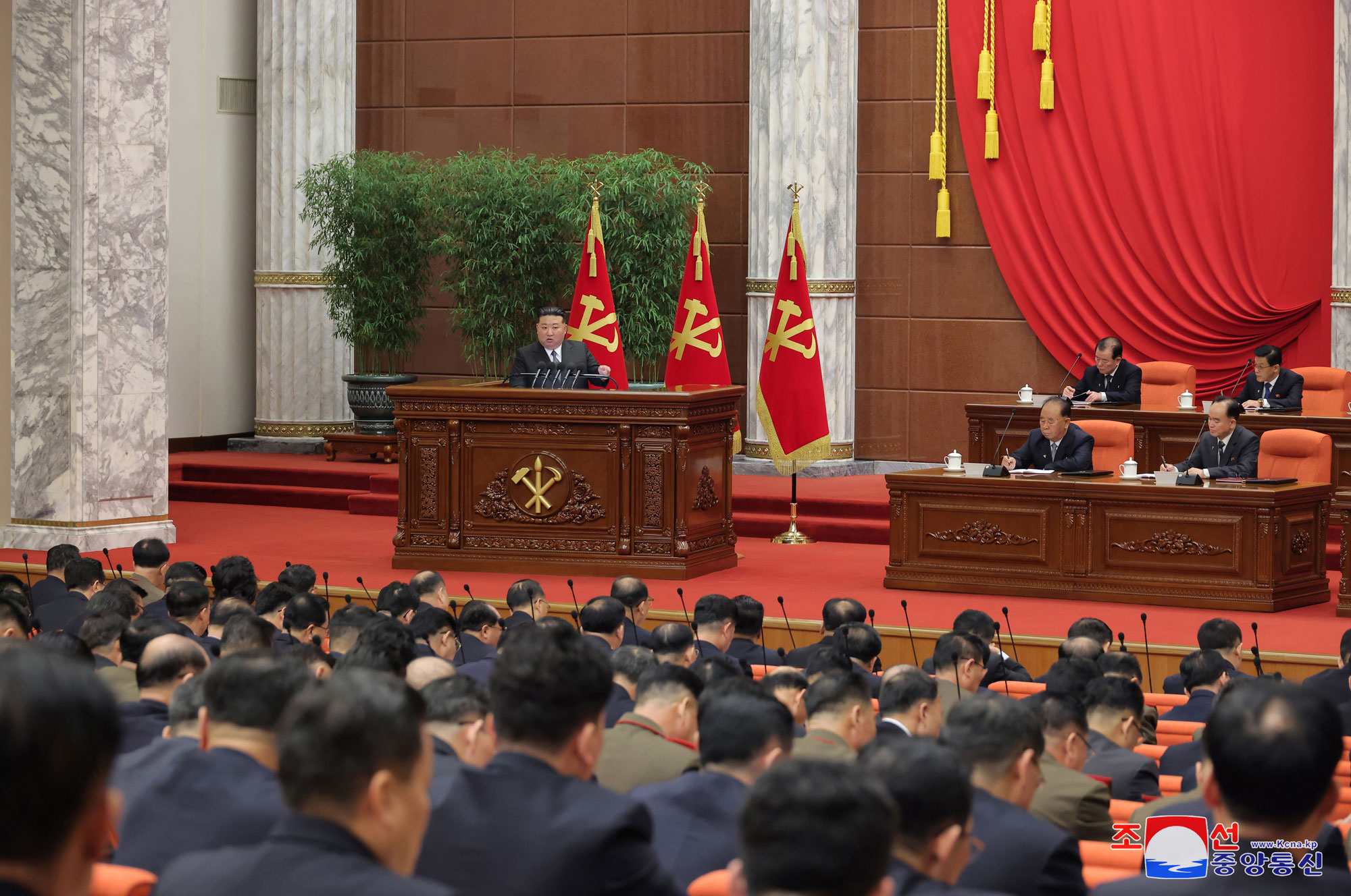 Report on Enlarged Meeting of Eleventh Plenary Meeting of Eighth Central Committee of WPK

 