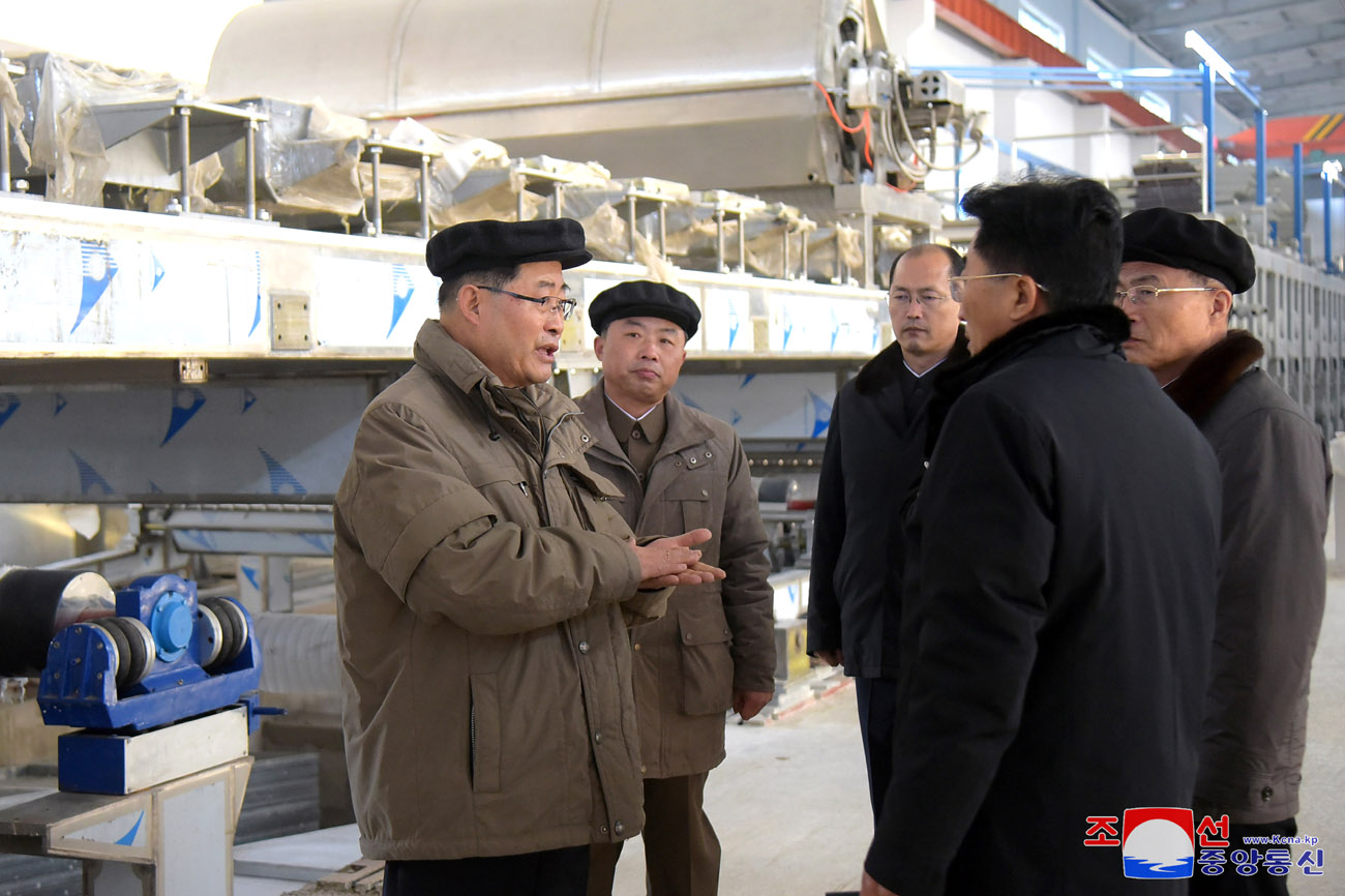 DPRK Premier makes field survey of different sectors