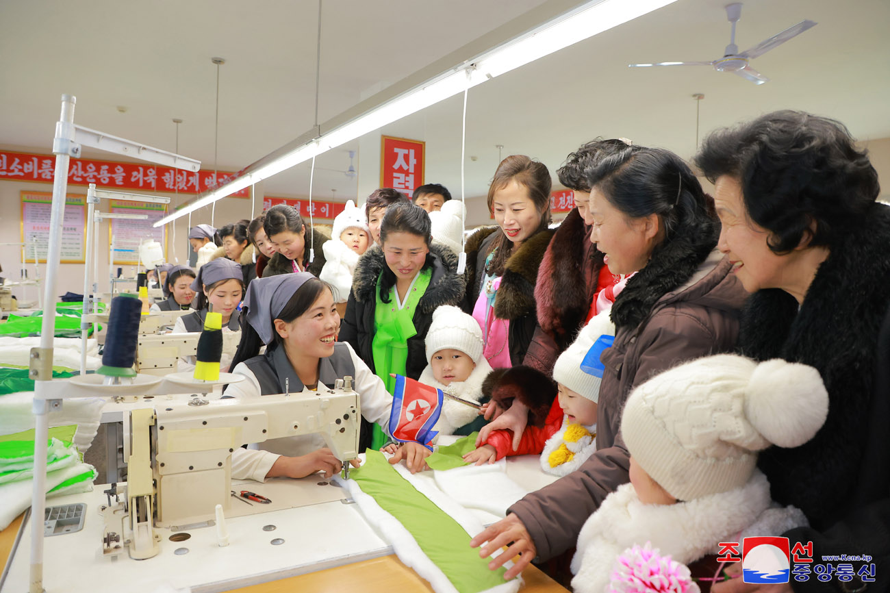 Regional-industry factories inaugurated in Tongsin County