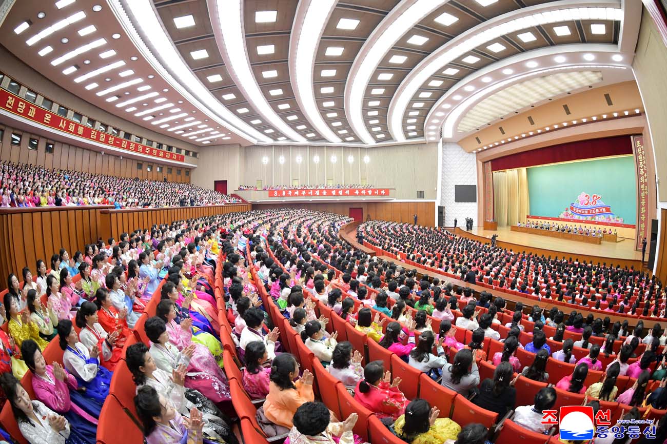 National meeting held to mark March 8 International Women