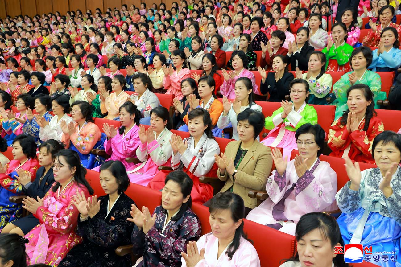 National meeting held to mark March 8 International Women