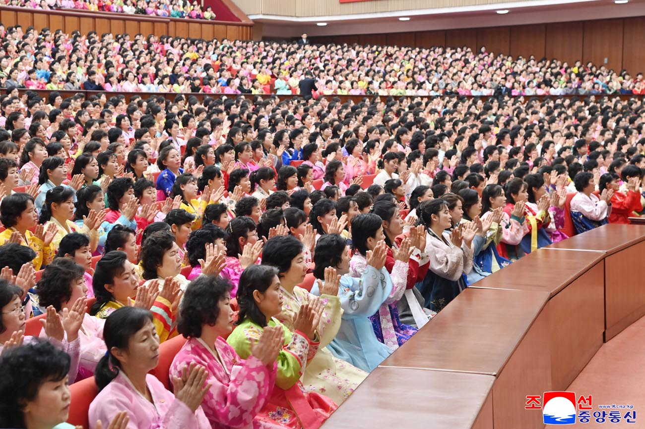 National meeting held to mark March 8 International Women