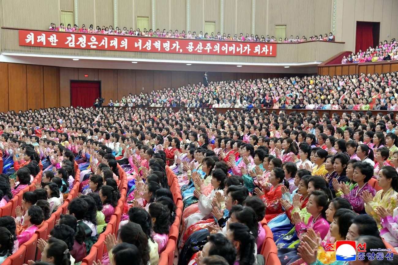 National meeting held to mark March 8 International Women