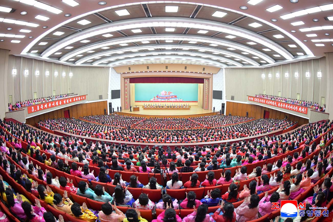 National meeting held to mark March 8 International Women