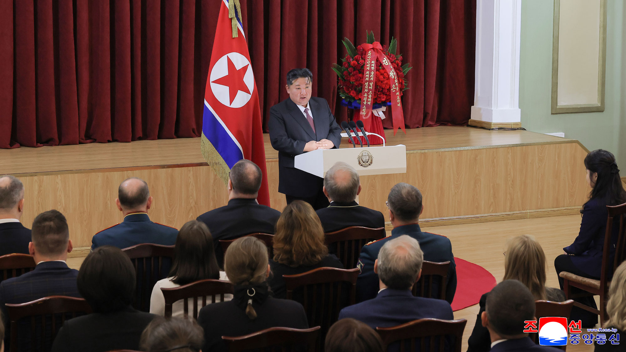 경애하는 김정은동지께서 우리 나라 주재 로씨야련방대사관을 축하방문하시여 하신 연설