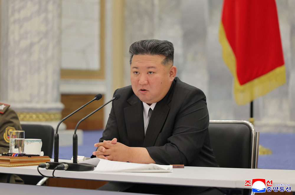 조선로동당 중앙군사위원회 제8기 제8차확대회의 진행