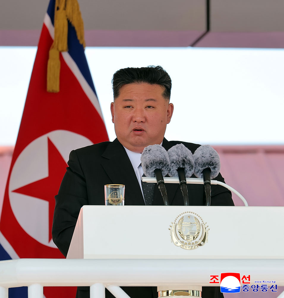 경애하는 김정은동지께서 조선인민군 해군 구축함 진수기념식에서 하신 연설
