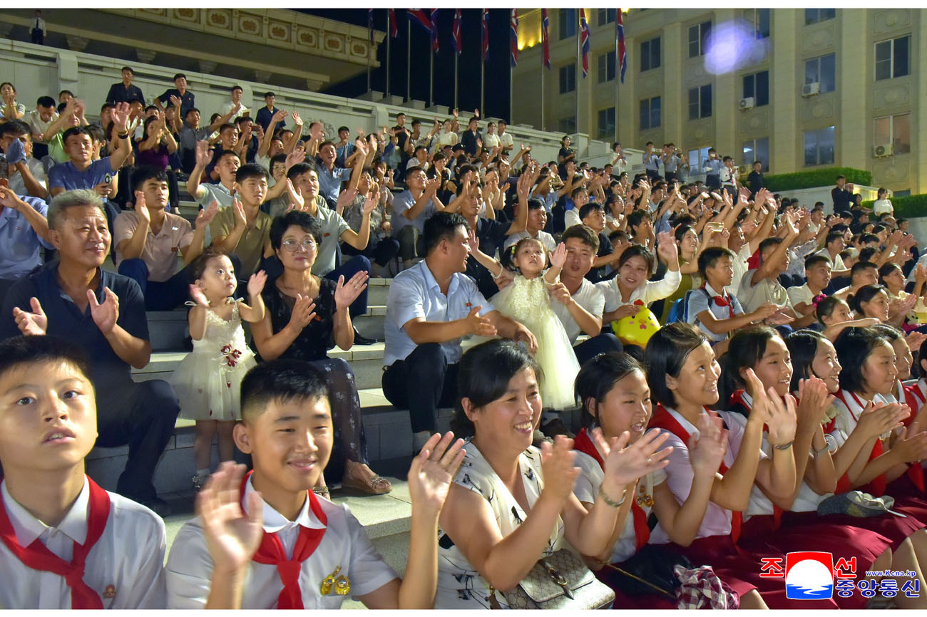 Evening gala of youth and students in Pyongyang held and fireworks set off to celebrate V-Day
