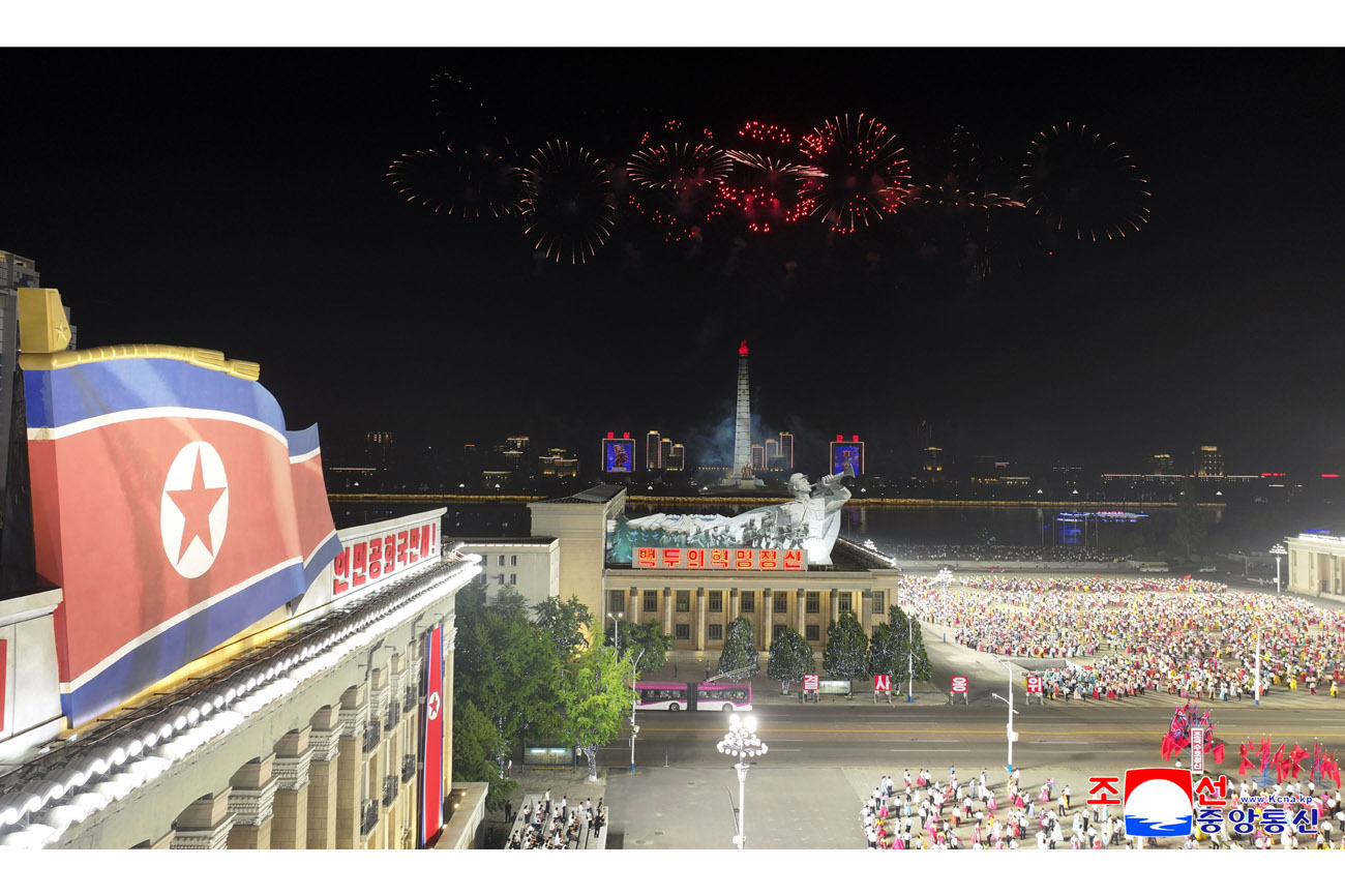 Evening gala of youth and students in Pyongyang held and fireworks set off to celebrate V-Day