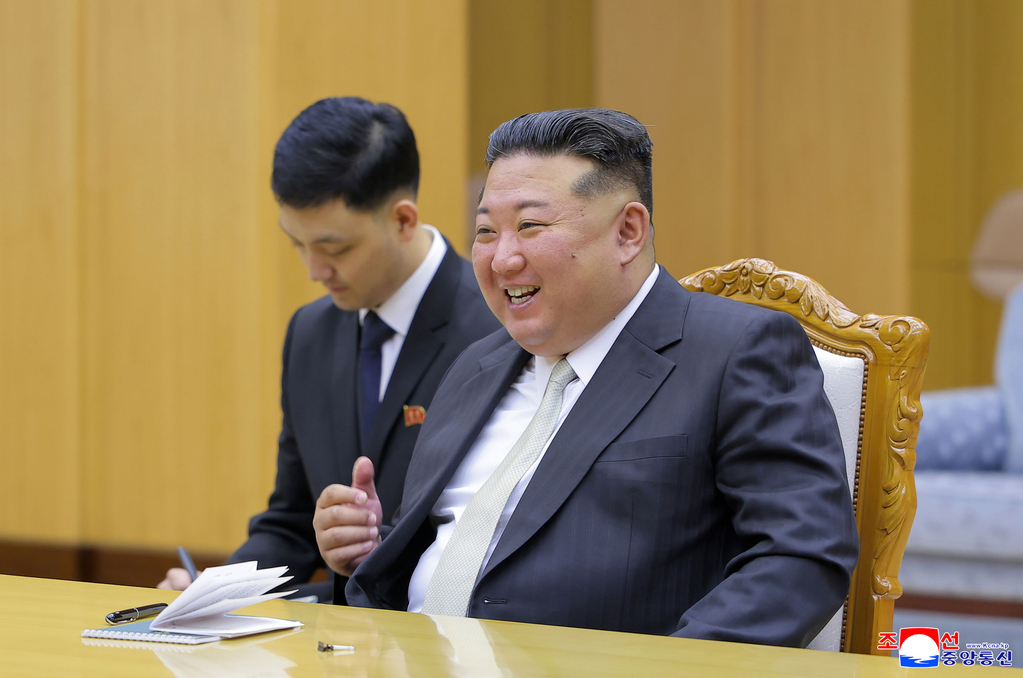 Der verehrte Genosse Kim Jong Un empfing den Vorsitzenden der Staatsduma der Russischen Föderation in Audienz