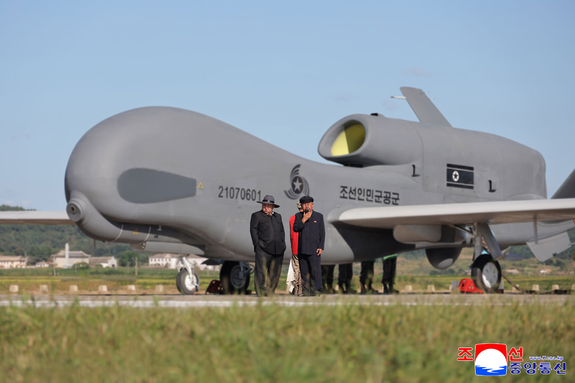 敬愛する金正恩総書記が無人航空技術連合体の事業を指導