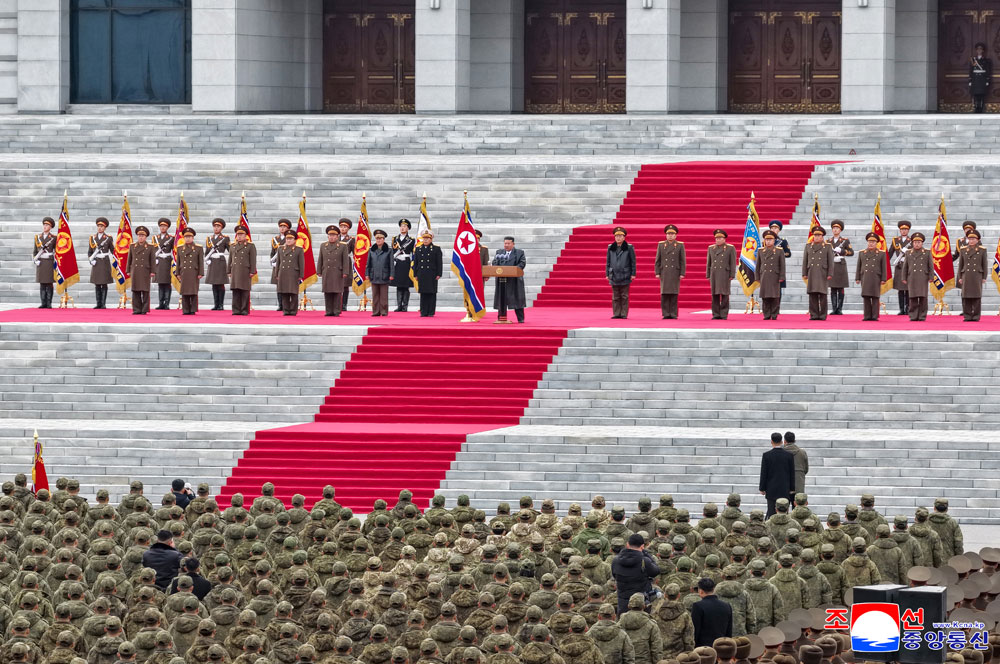 اقامة حفل الترحيب بوحدة الهندسة للجيش الشعبي الكوري والعائدة إلى الوطن بعد تنفيذ أوامر الحزب القتالية فى المناطق العملياتية الخارجية