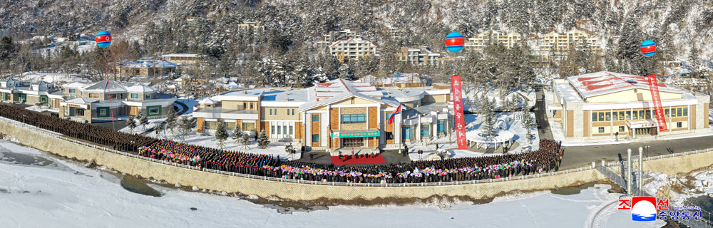 Состоялась церемония завершения строительства Онпхоского дома отдыха трудящихся