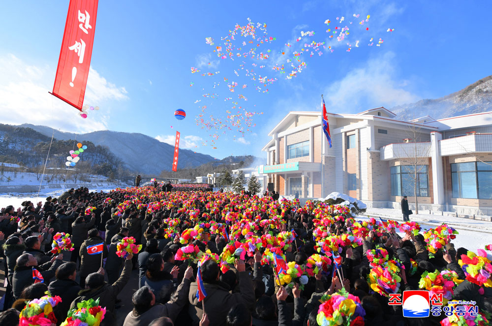 Состоялась церемония завершения строительства Онпхоского дома отдыха трудящихся