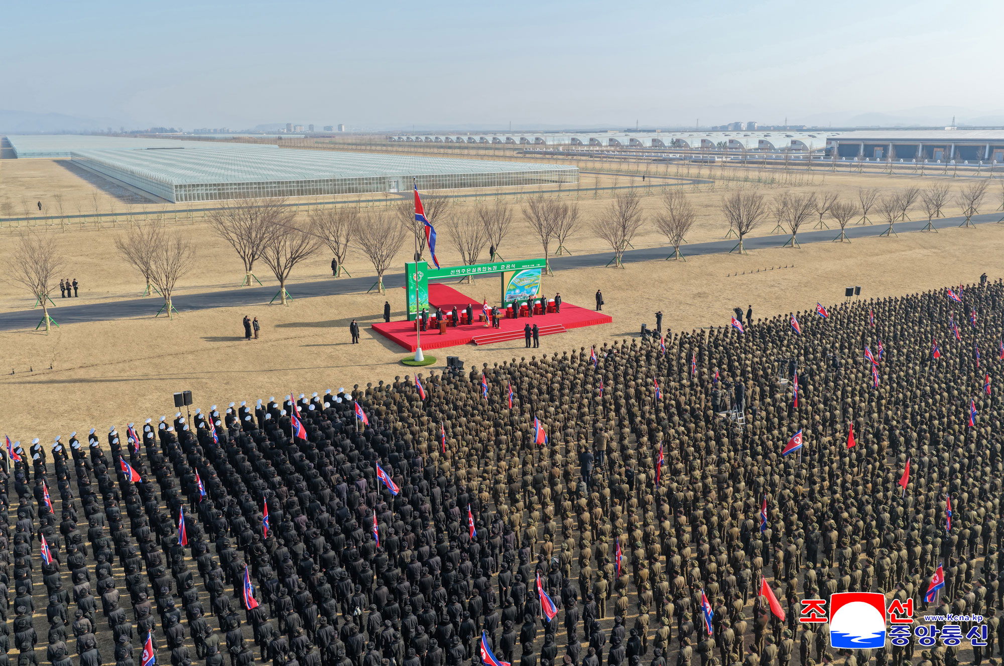 新义州温室综合农场竣工典礼隆重举行