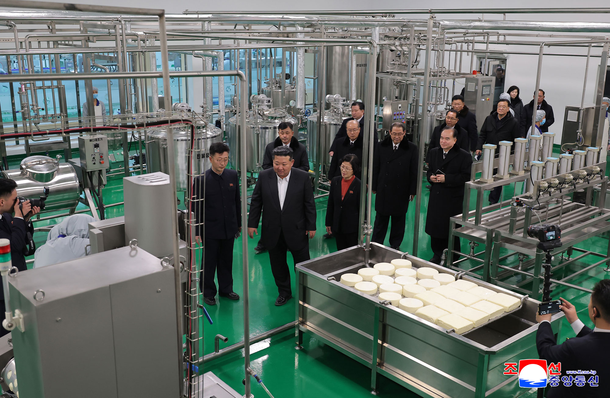 新时代社会主义农村建设和畜牧业发展的新样板、三光畜牧农场竣工典礼举行