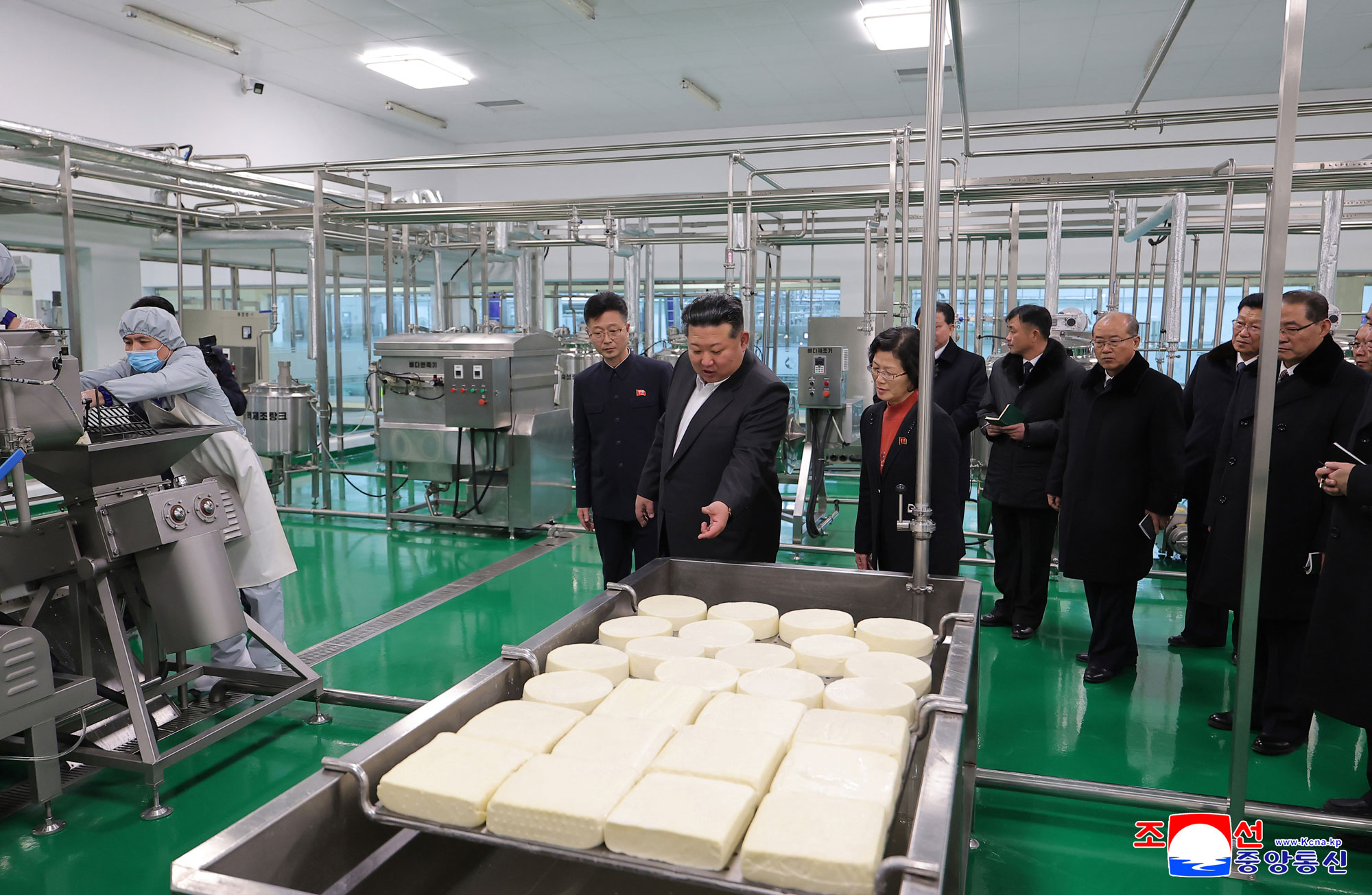 新时代社会主义农村建设和畜牧业发展的新样板、三光畜牧农场竣工典礼举行