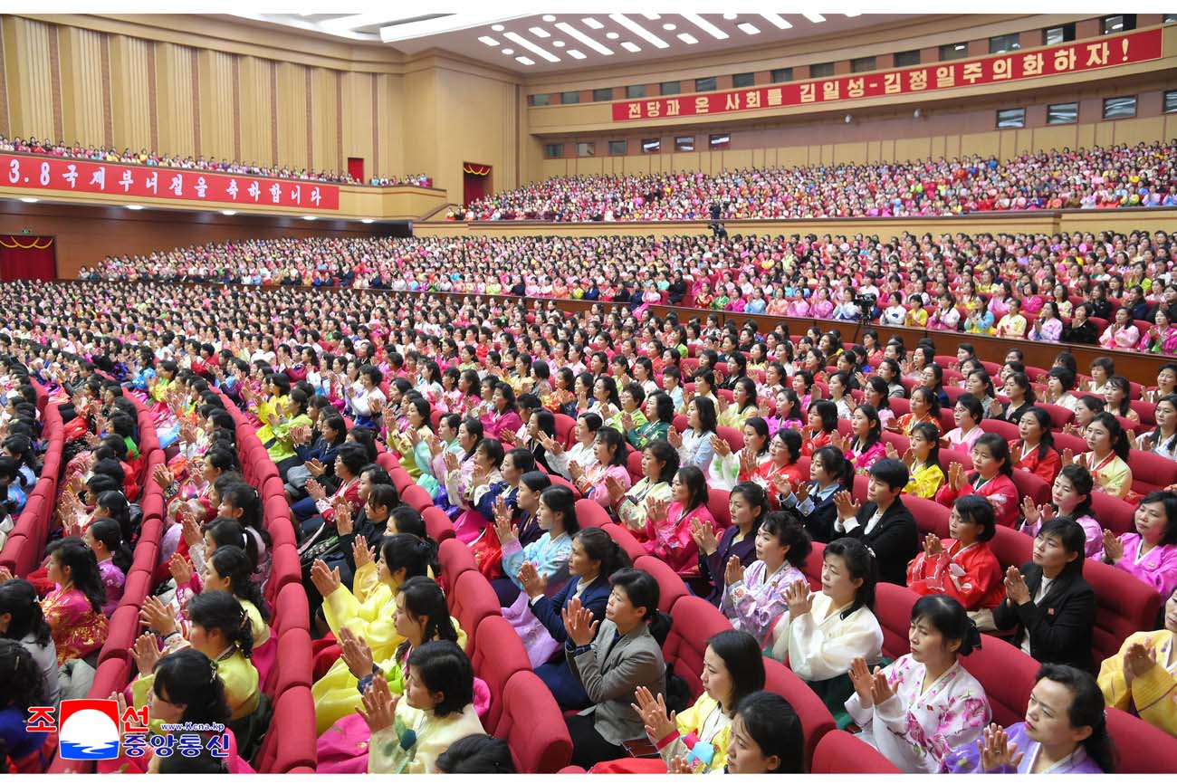 Zentrale Veranstaltung zum 116. Internationalen Frauentag