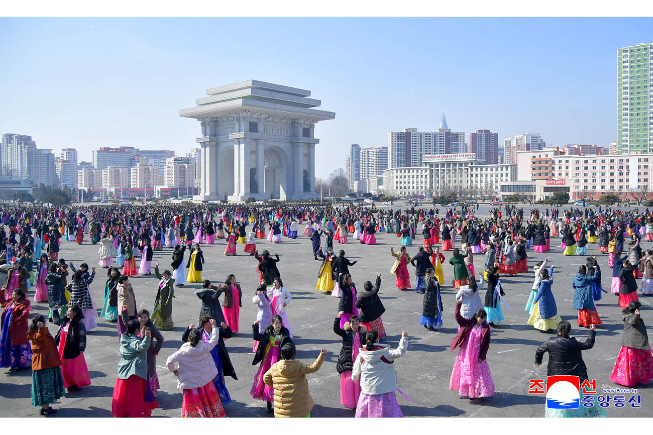 Tanzveranstaltungen der Frauen