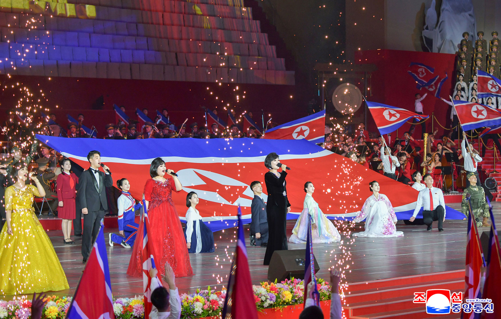 Das Festkonzert zum Internationalen Frauentag „8. März“ fand mit großem Publikumserfolg statt