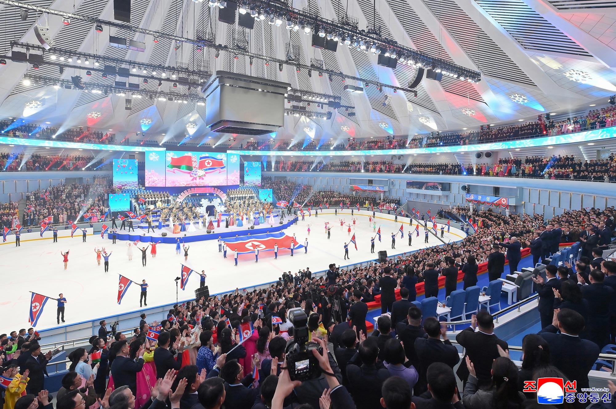 벨라루씨공화국 대통령을 위한 환영공연 진행