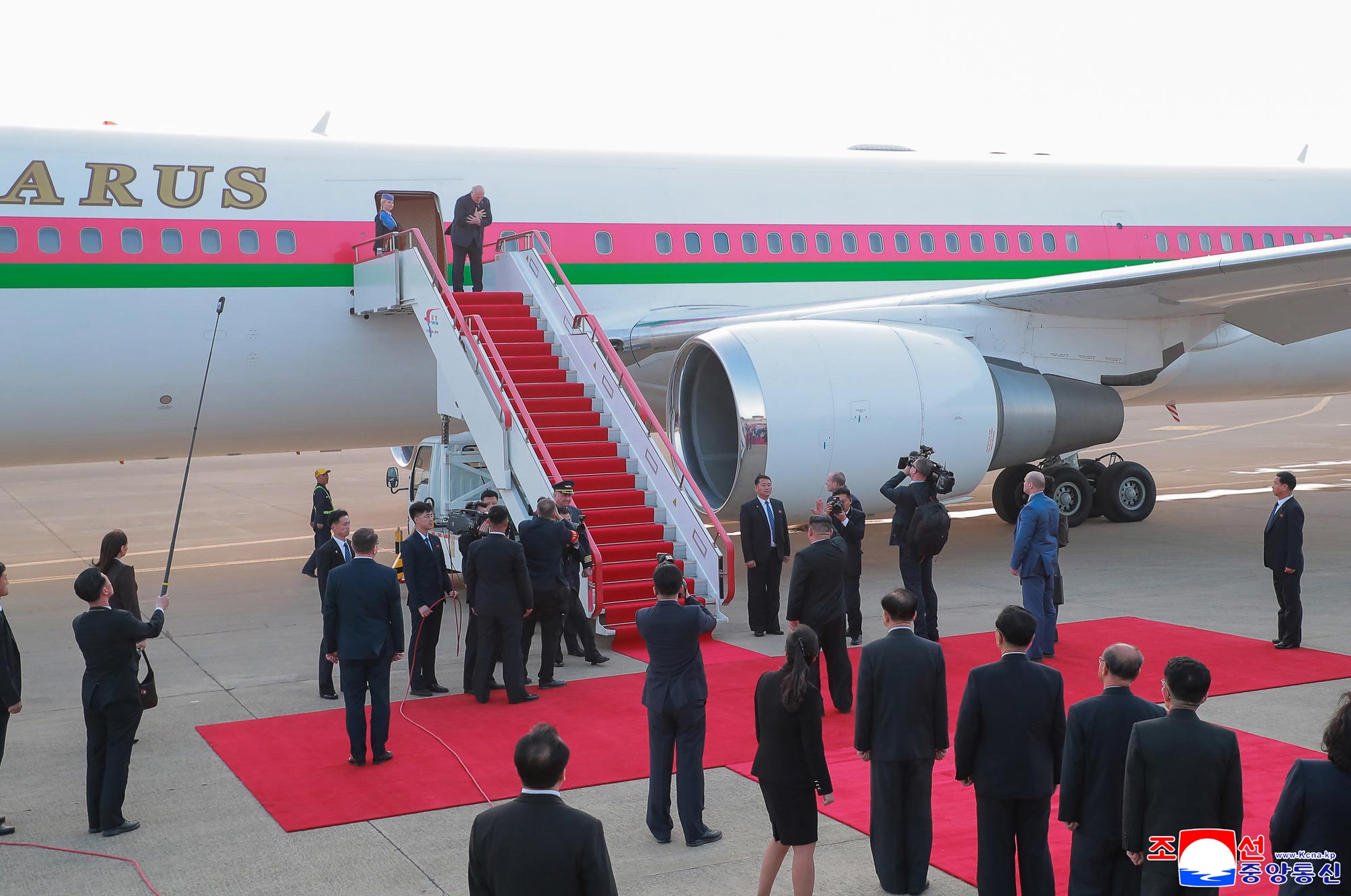 Alexandre Loukachenko, Président de la République de Biélorussie, quitte Pyongyang